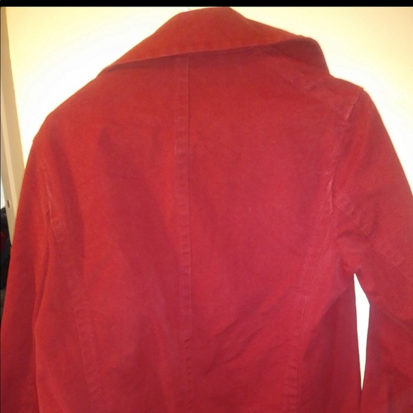 Red jacket - Picture 2 of 2